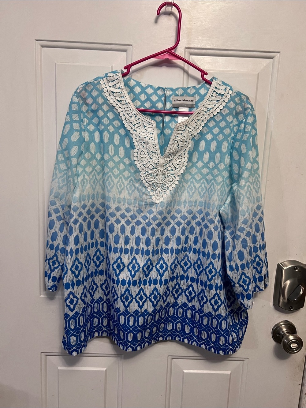 Alfred Dunner Petite PXL Blue White Geometric Lace V Neck 3/4 Sleeve